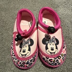 DISNEY Minnie Pink Toddler Girls Water Shoes Adjustable Size 7/8